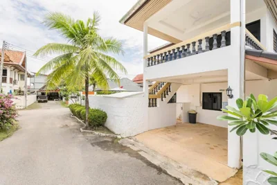 Chonlada Holiday Home - 2 BR Pool Access Bungalow - Kamala Beach – Foto 15